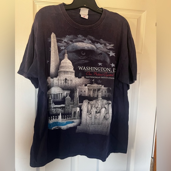 Smithsonian Washington DC Vintage Mens T-Shirt size XL Navy Blue GUC - Picture 1 of 3
